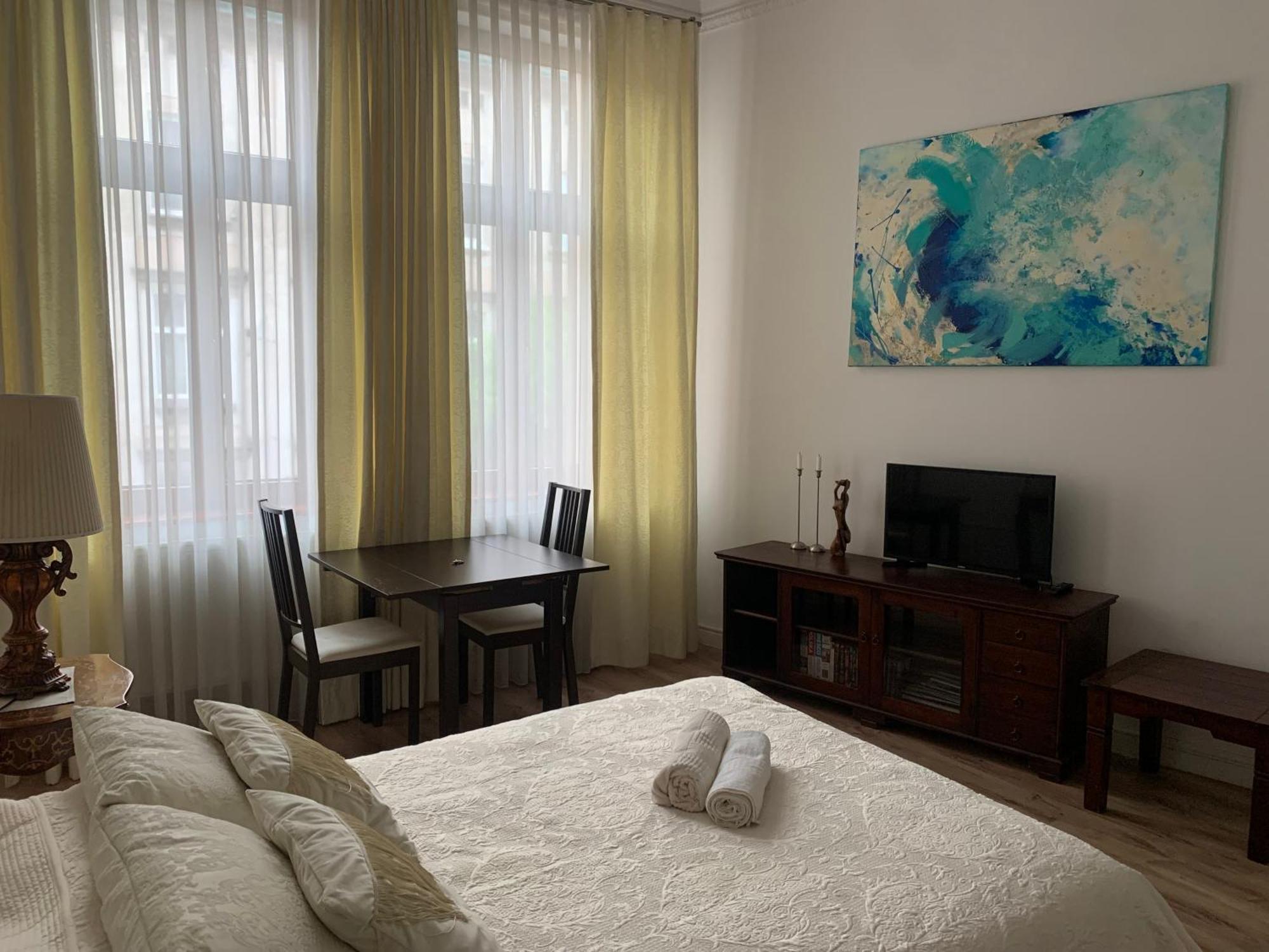 Studio Appartment In Old Town クラクフ エクステリア 写真