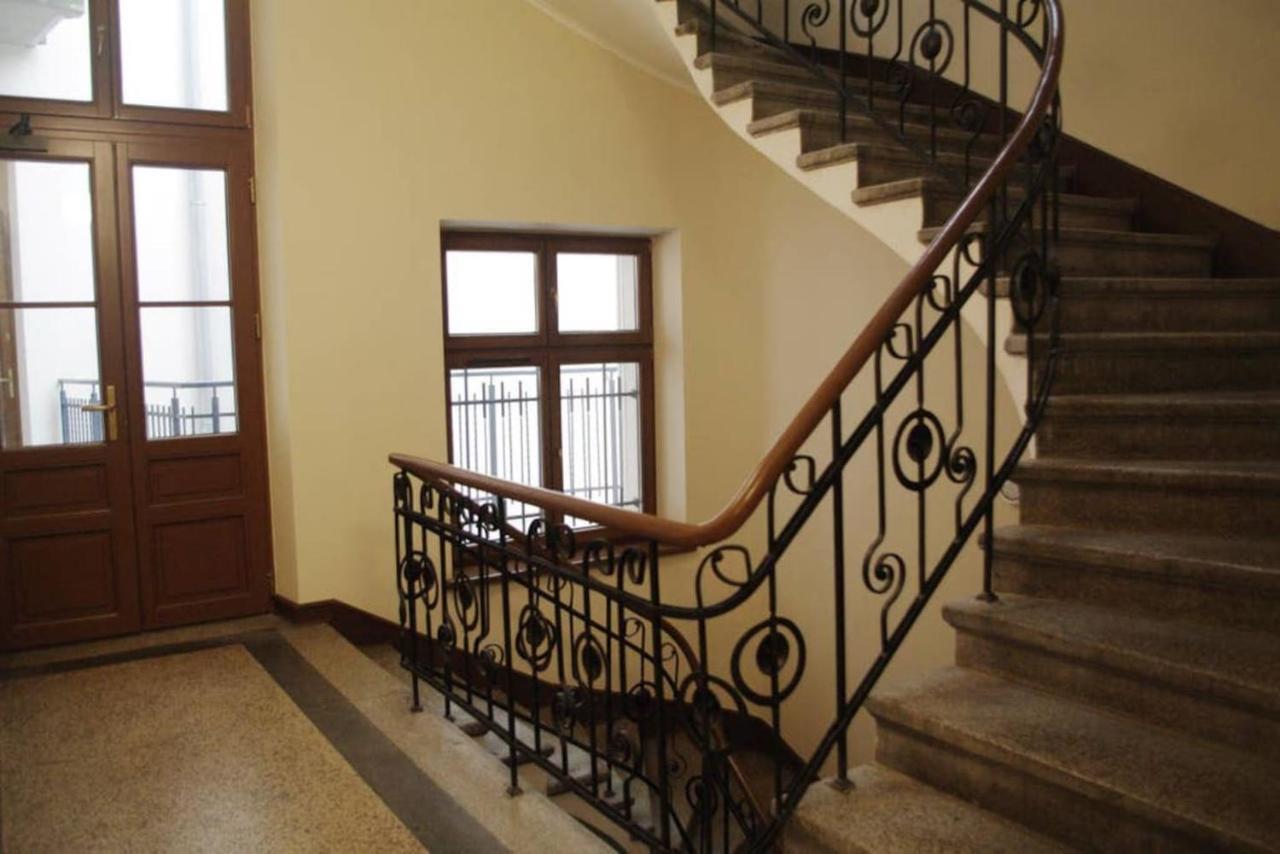 Studio Appartment In Old Town クラクフ エクステリア 写真